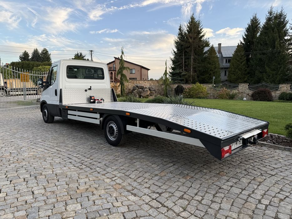 Zabudowa laweta pomoc drogowa mercedes sprinter iveco fiat master vw