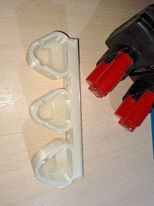 Батарея Milwaukee M12 10Аh 5Ah