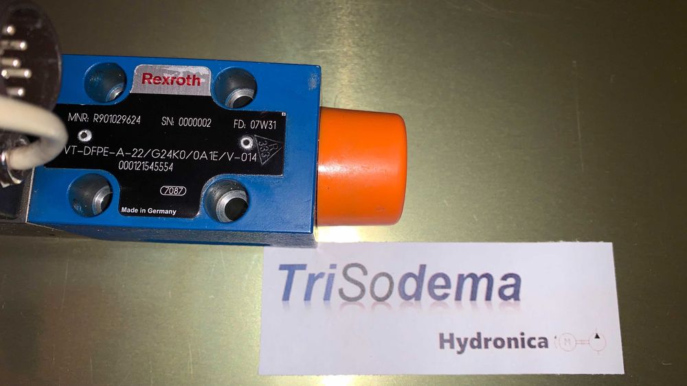 Válvula proporcional Bosch Rexroth R 9 0 1 0 2 9 6 2 4