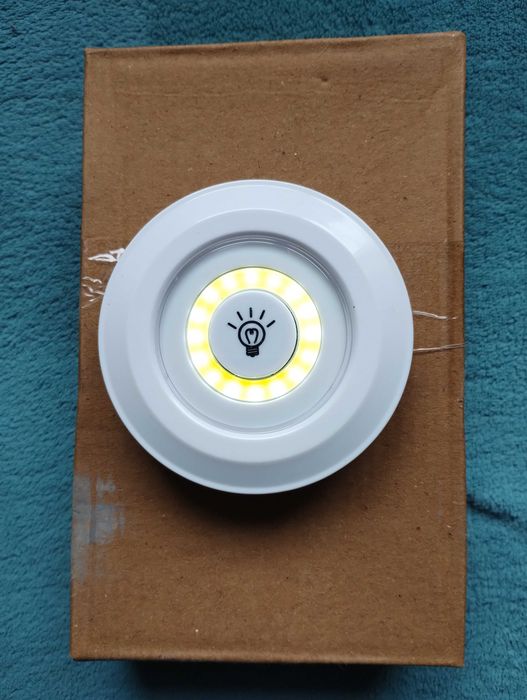 Светодиодный очень яркий светильник ЛЕД LED лампа ночник