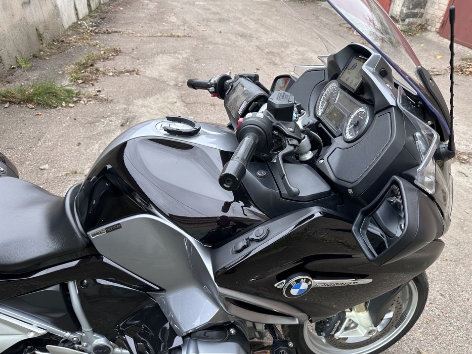Продам мотоцикл BMW R1200RtT