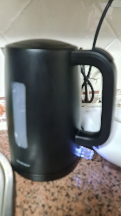 Cafeteira electrica com muito pouco uso