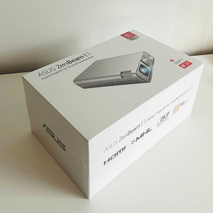 ASUS ZenBeam E1 projektor ledowy, na prezent, święta