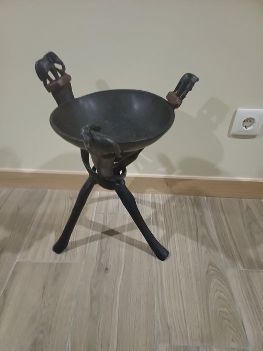 Arte africana em pau ferro