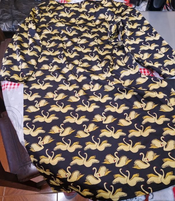 Vestido novo com etiqueta