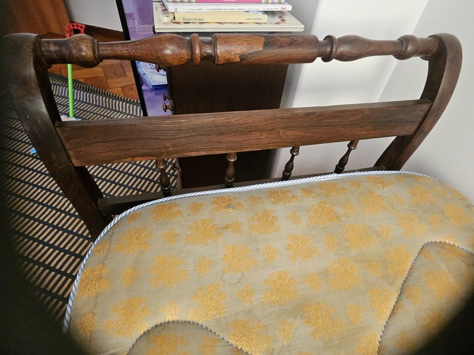 Canapé/cama em pau santo antiguidade