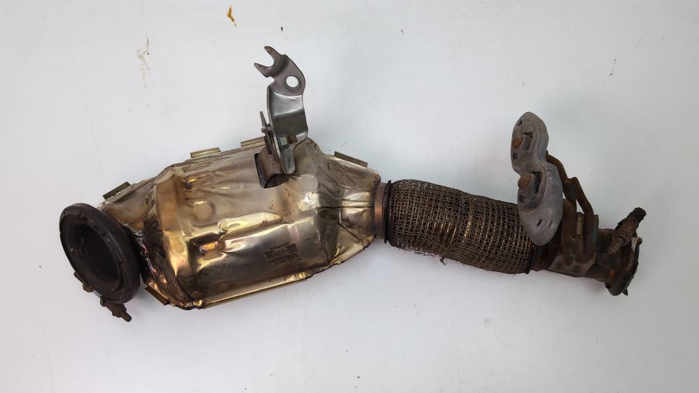 Приймальна труба з каталізатором для Ford Escape 2020-2022