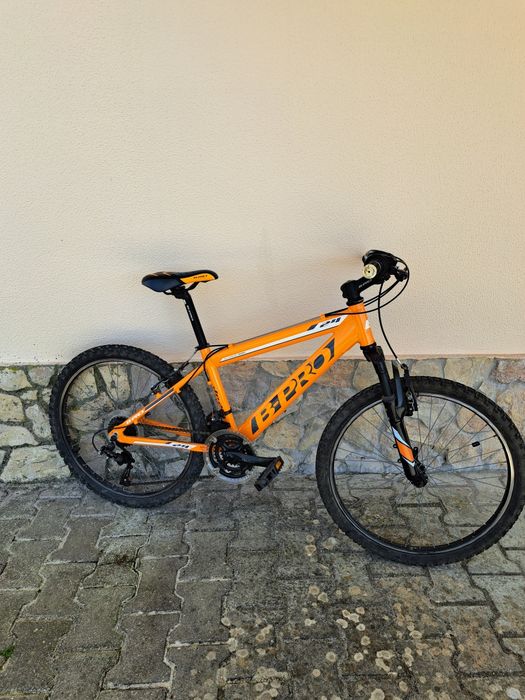 Bicicleta de Montanha B-PRO 24" – Excelente Estado