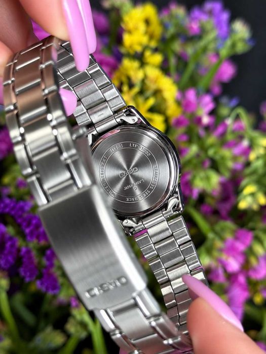 Годинник Часы Casio LTP-V002D-2B3