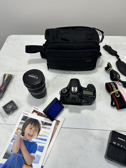 Cenon EOS 60D+Cenon Lens EF 17-40mm 1:4 L USM