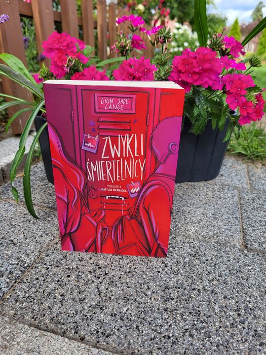 Zwykli śmiertelnicy Erin Jade Lange