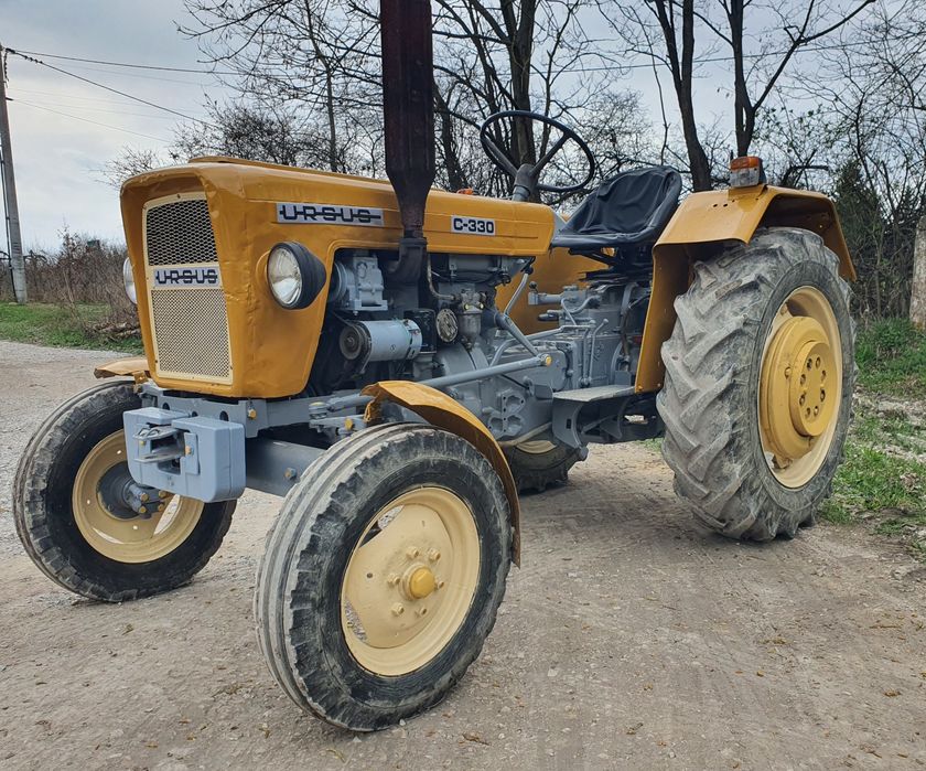 Ursus C-330 Zarejestrowany
