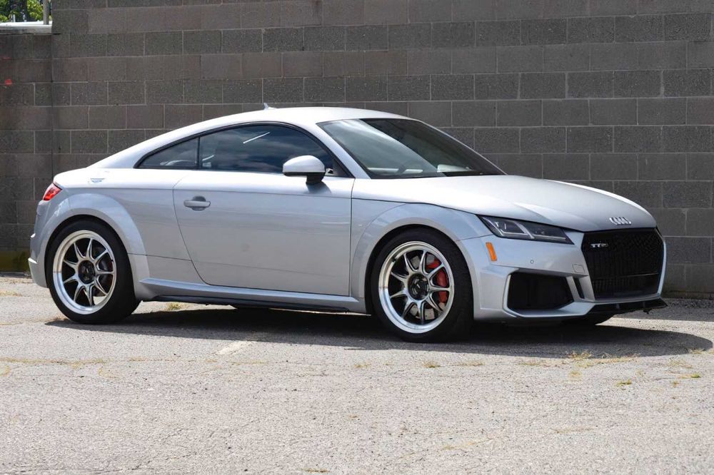 Audi TT RS quattro