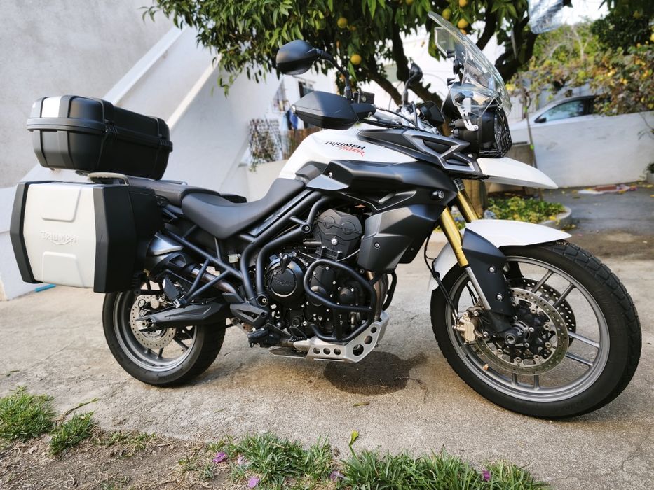 Triumph Tiger 800