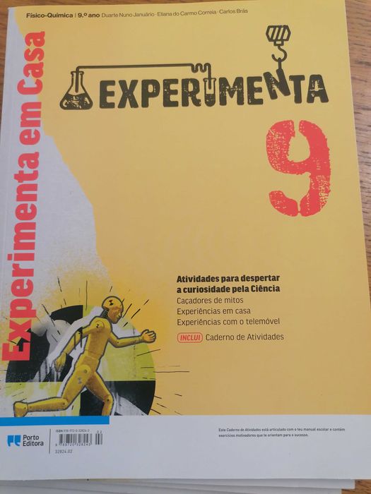 Livros escolares de fichas 9°ano