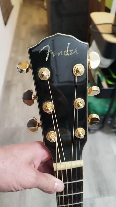 Guitarra acústica fender