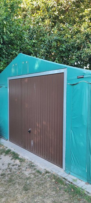 Namiot magazynowy 5x6m z bramą uchylną