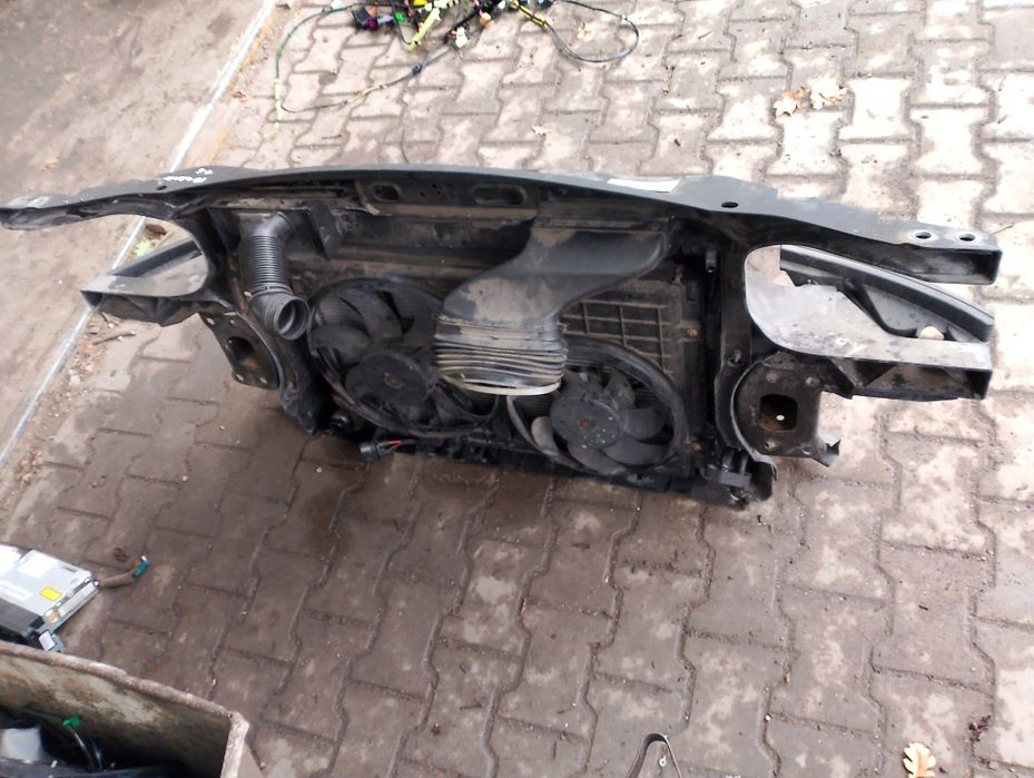 Pas przedni VW Touran 1.6 1.4