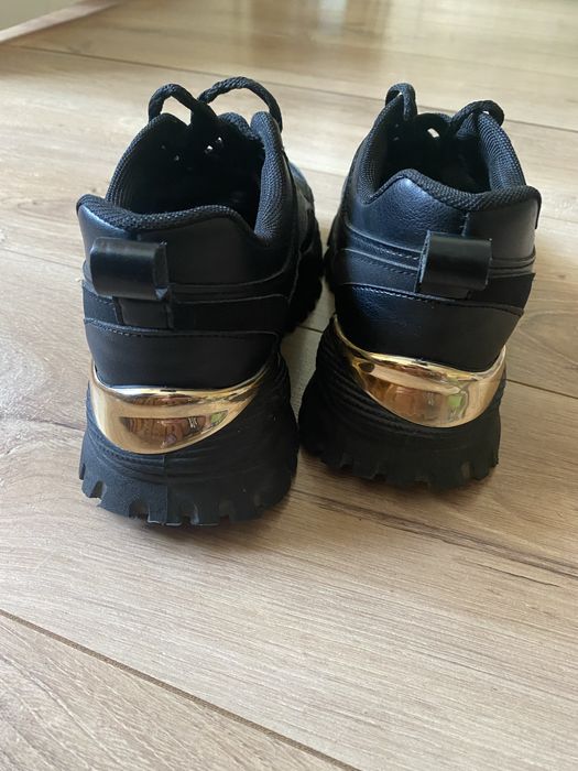 Czarne damskie sportowe buty 37