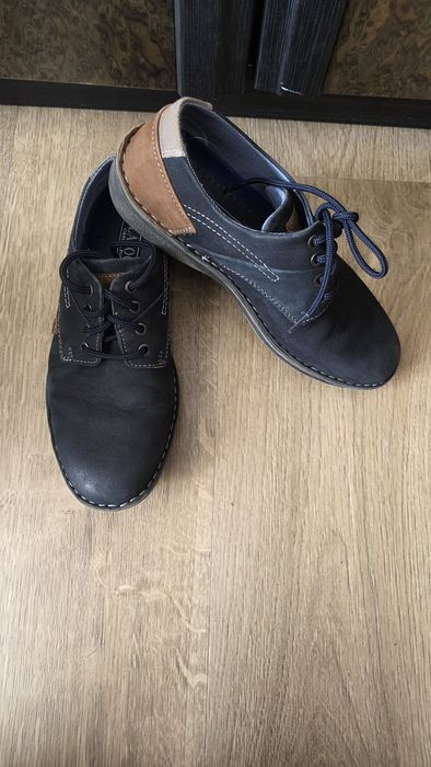 Buty męskie Lasocki 40.
