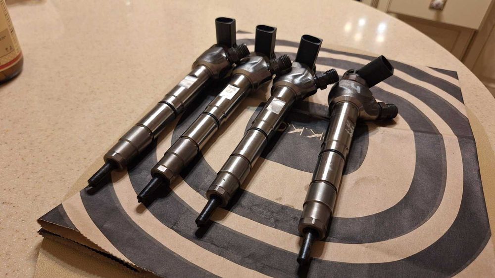 Форсунки VAG 04L130277AE