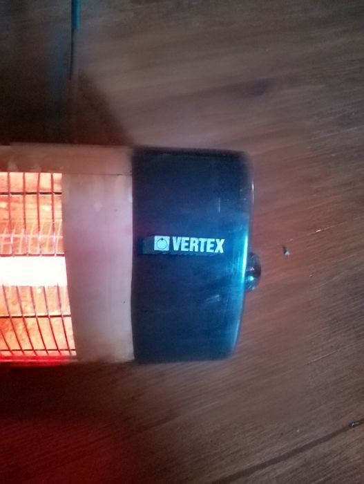 Продам настенный обогреватель