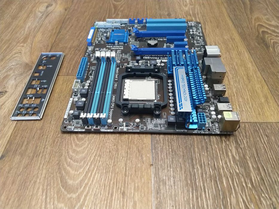 Asus M4A89TD PRO/USB3 (sAM3, AMD 890FX )
