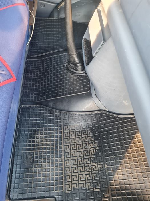 Продам спринтер 208 1998