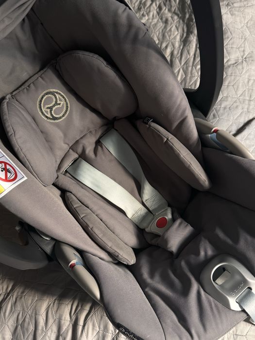 Автолюлька ( автокрісло) cybex cloud Z i-size