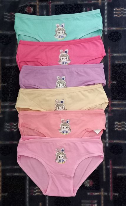 Труси на дівчинку