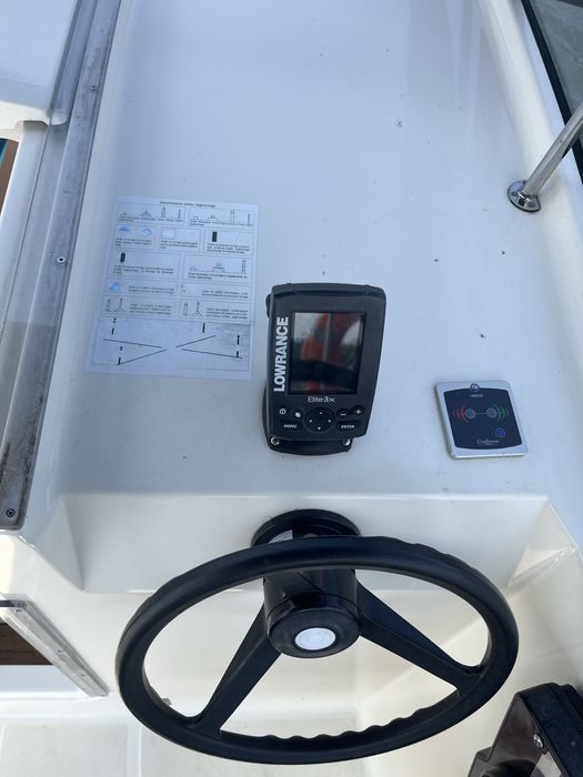 Delphia Nano , spacerowy jacht motorowy HOUSBOAT