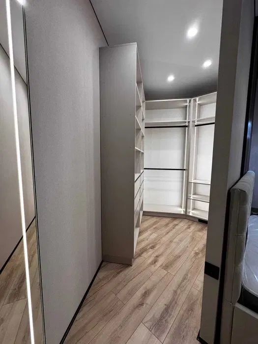 Продам 3ком кв ТЕРРАСА ЖК 60 Жемчужина Краснова Новый ремонт Ипподром Код1490