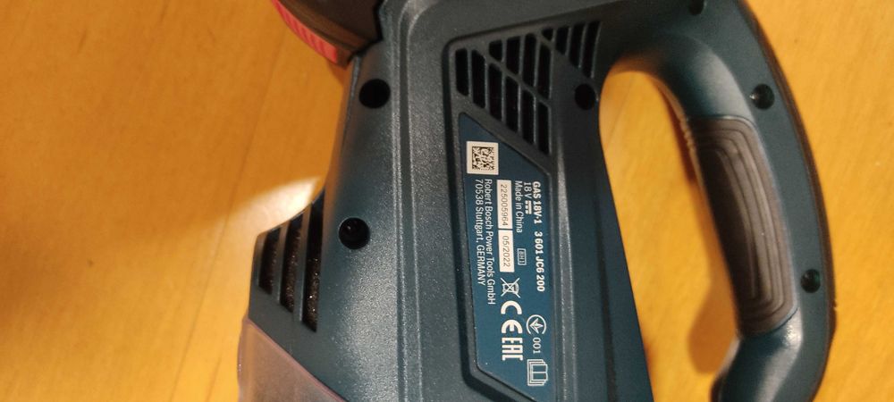 Barbequim e aspirador Bosch a Bateria