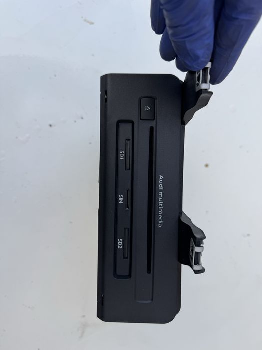 Radio nawigacja audi a4 b9