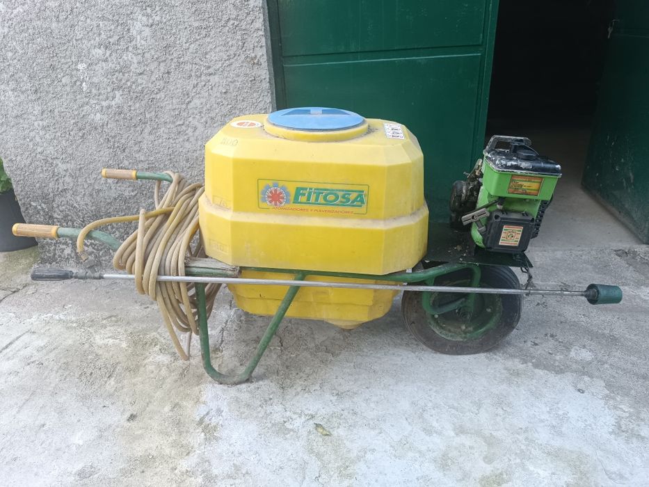 Vende-se — Motoenxada + Máquina de Sulfatar | 700€