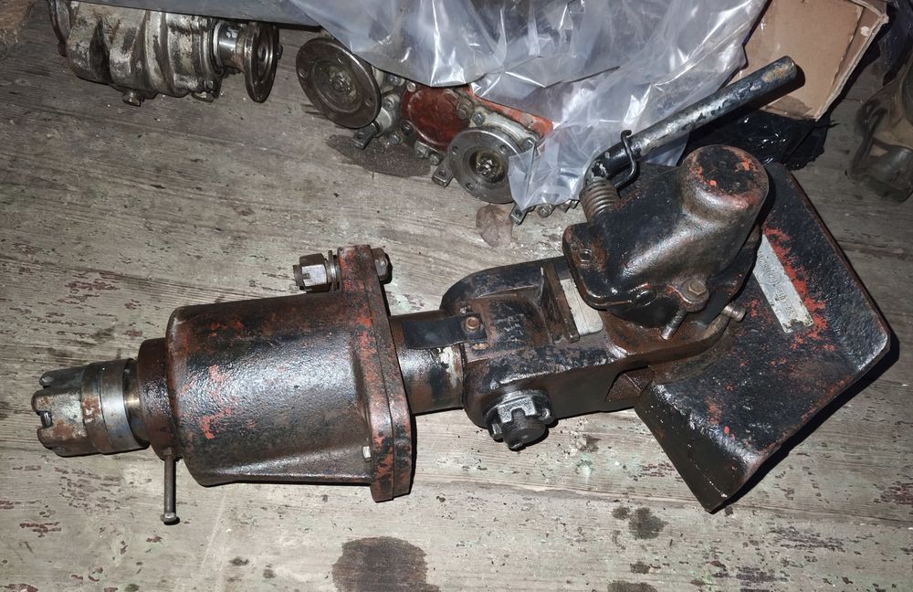 Буксирний прилад фаркоп МАЗ КАМАЗ МАН ДАФ євро єврозчепка палець 49мм