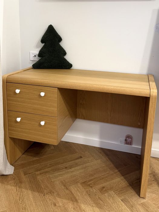 Преміальний письмовий стіл зі шпону дуба - стан нового