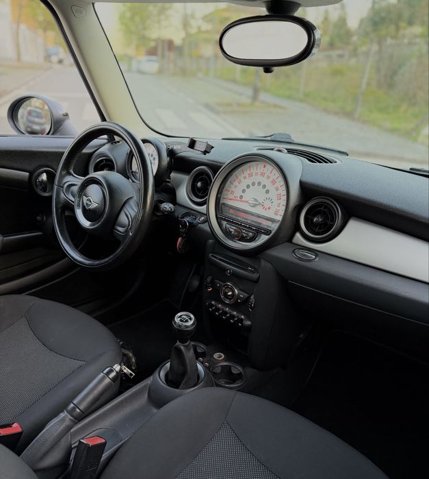 Mini.  Cooper   D