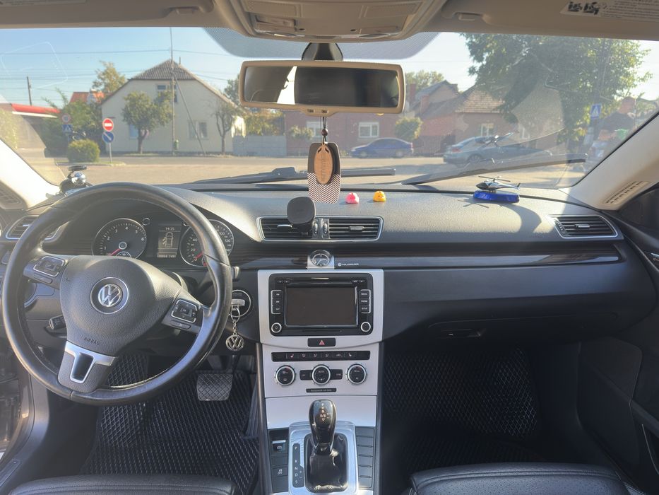 Volkswagen Passat CC