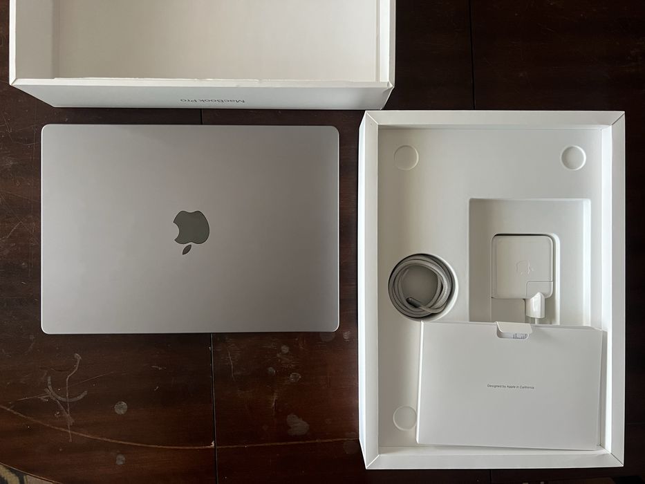 MacBook Pro M3 14” 1TB