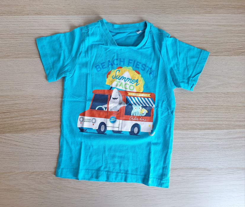 T-shirt motyw wakacyjnym - C&A rozm. 104