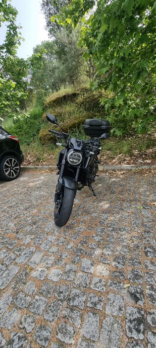 Honda CB650R Black Edition 95cv