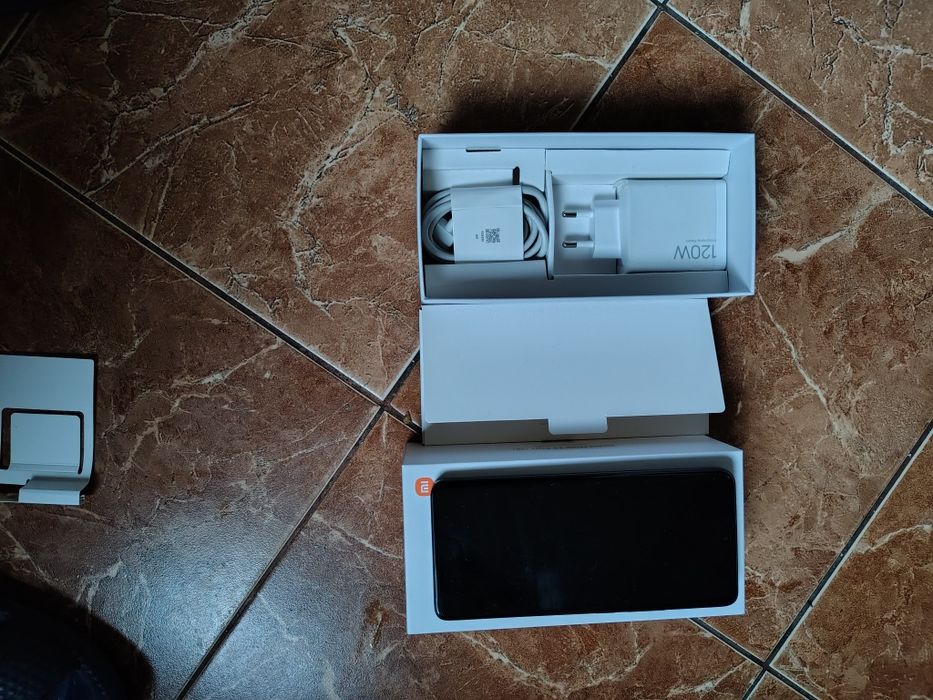 Redmi  note 13 pro plus 8/256