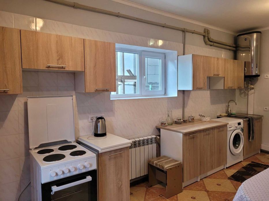 Русановские Сады. Дом 150 кв. До 20 человек.