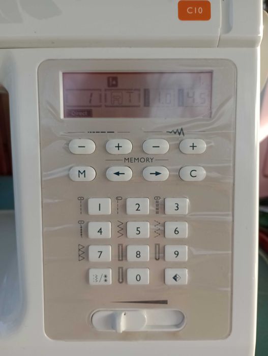 швейная машинка Viking Huskystar C10