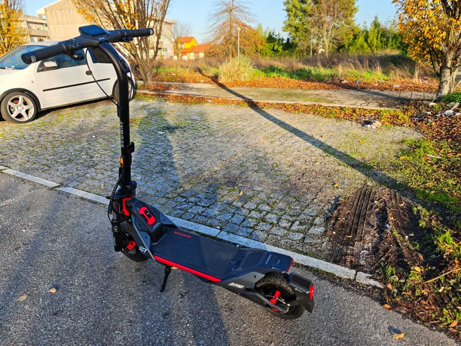 Trotinete Segway ZT3 Pro