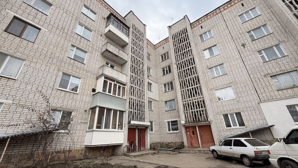 Продаж 2к кв з автономним в Новоівницькому