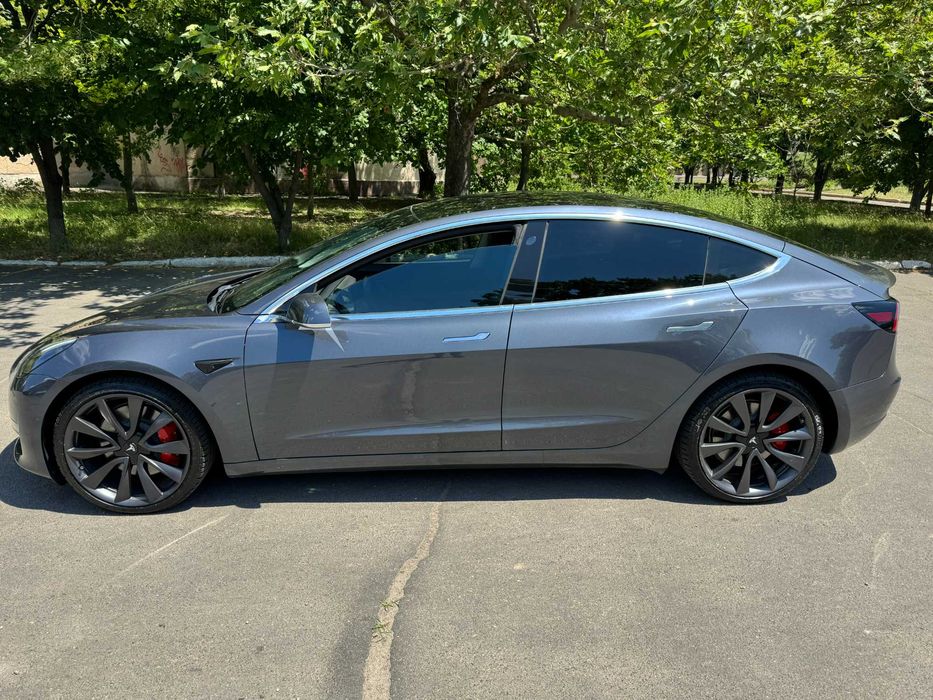 Продам Tesla Model 3 Performance 80.5 kWh Dual Motor (513 к.с.) AWD