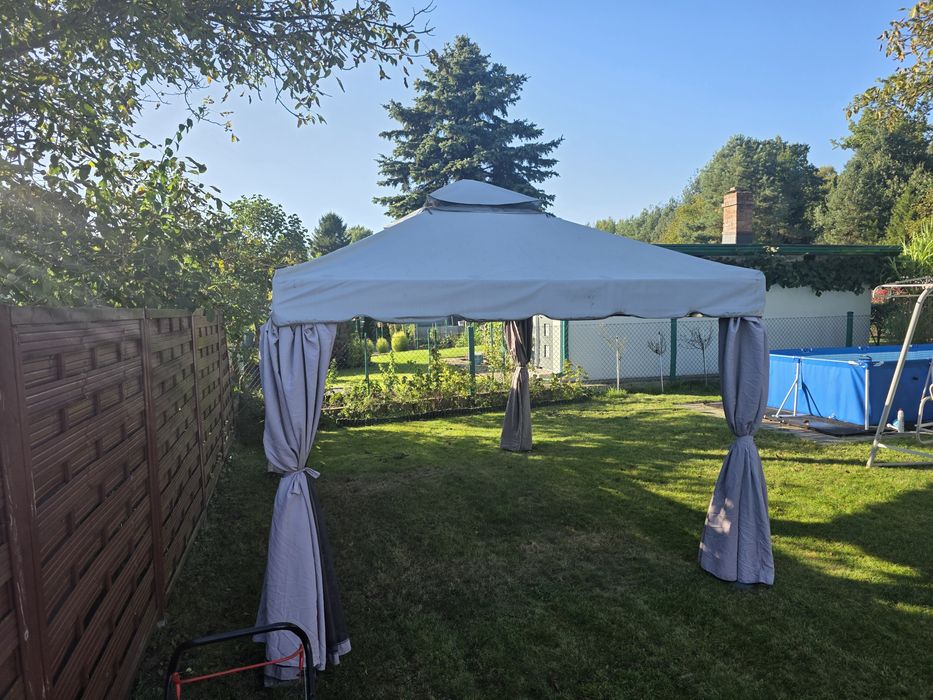 Pawilon ogrodowy w dachem z grubej plandeki 3m x 4m