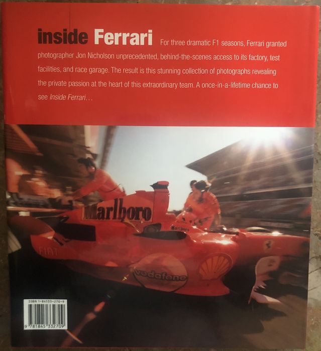 Livro '' Inside ferrari ''